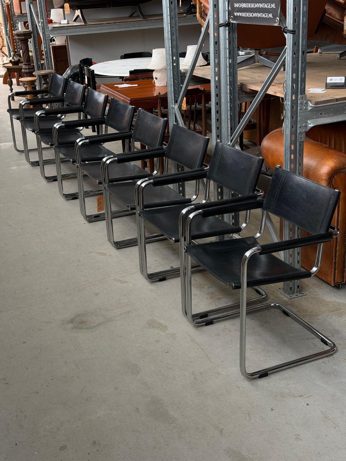 Set 8x Matteo Grassi vintage eetkamerstoelen 1970 zwart leer, Huis en Inrichting, Ophalen, Gebruikt, R., Vintage