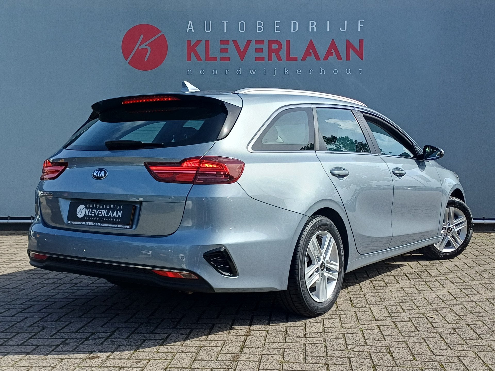 Kia Ceed Sportswagon 1.0 T-GDi DynamicLine | CAMERA | APPLE, Voorwielaandrijving, Stof, Gebruikt, Verwarmde buitenspiegels