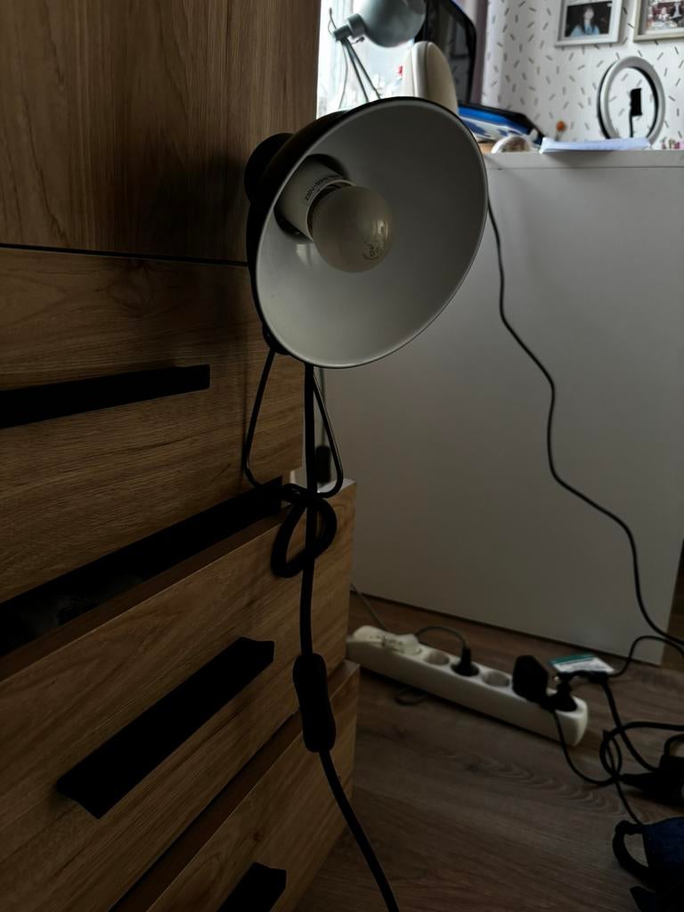 Knijplamp grijs, Ophalen of Verzenden, Zo goed als nieuw, E27 (groot), Led-lamp