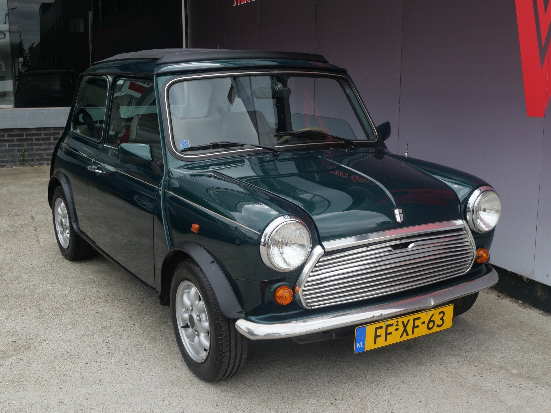 MINI Cooper 1.3 BRITISH OPEN | VOUWDAK | NL-AUTO | NETJES |, Auto's, Oldtimers, Voorwielaandrijving, Stof, 54 pk, Beige