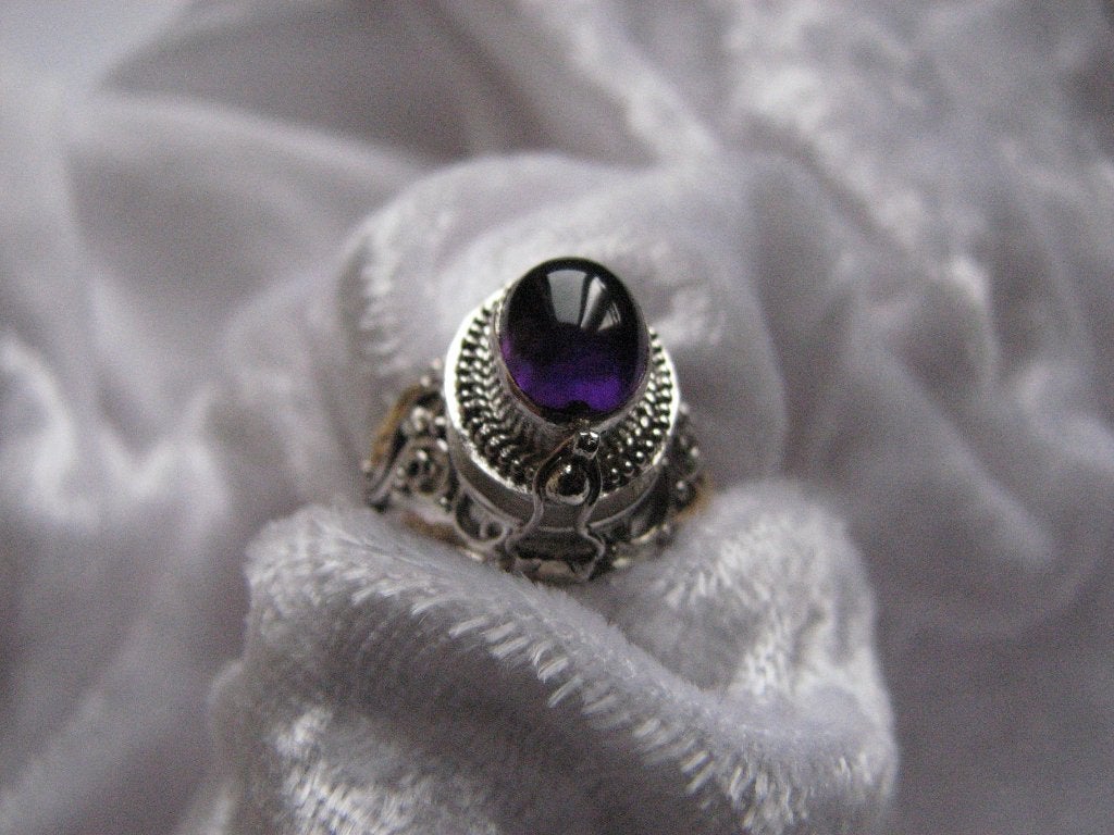 Mooie Zilveren Gif Ring met Amethist - Doosje kan open, Verzenden, Zilver, Ring, Met edelsteen