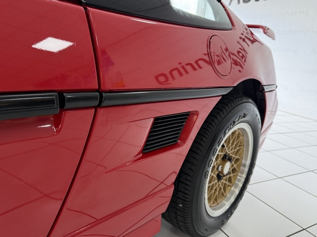 Foto 44 van Pontiac Fiero 2.8 GT Airco OOK S AVONDS GEOPEND OP AFSPRAAk