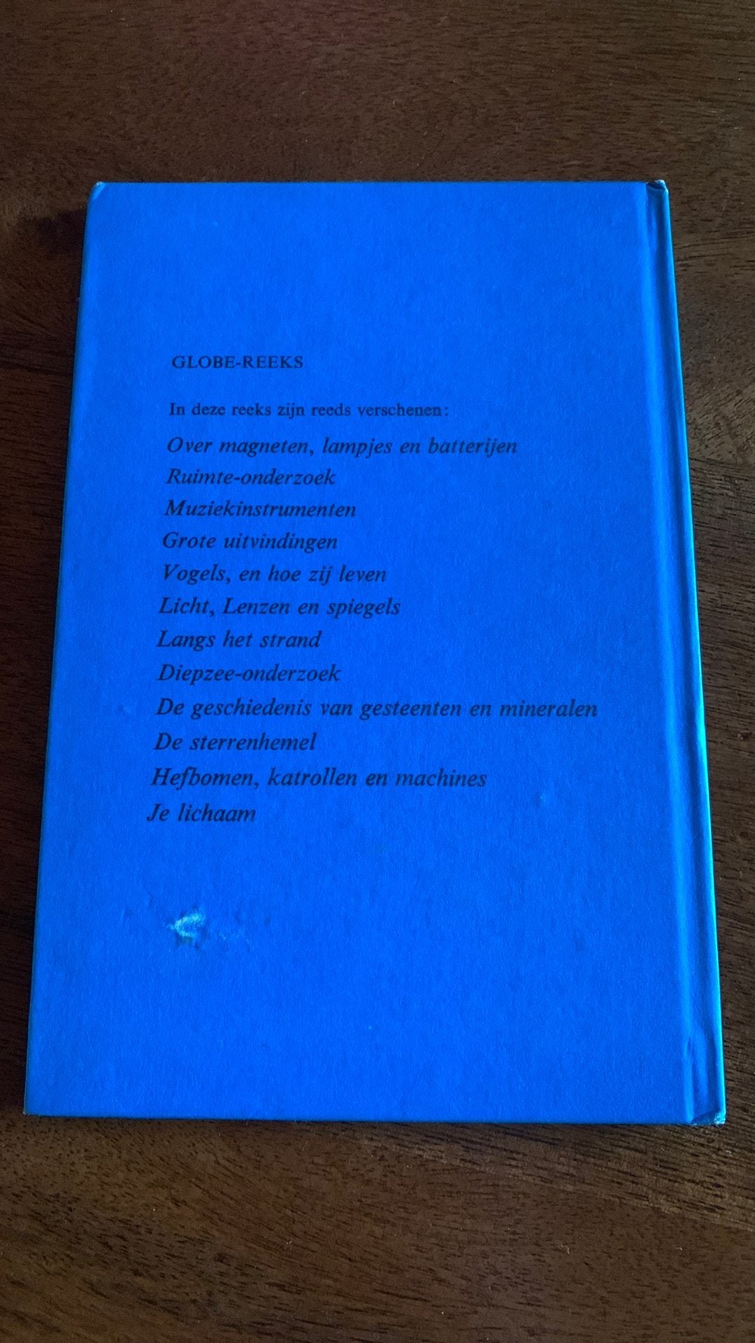 Hoe Werkt Onze Auto - Leerboek over autotechniek, Ophalen of Verzenden, Zo goed als nieuw, Algemeen