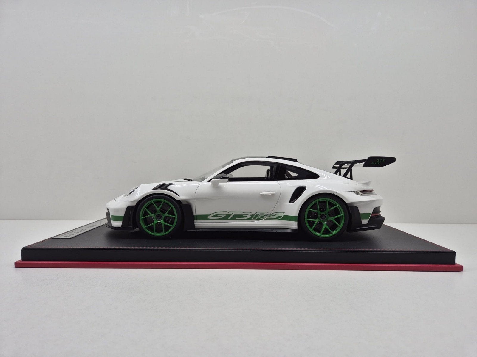 1:12 Ivy Merit Porsche 911 (992) GT3 RS
1/15 1:12 Nieuw, Ophalen of Verzenden, Nieuw, 1:9 t/m 1:12, Auto