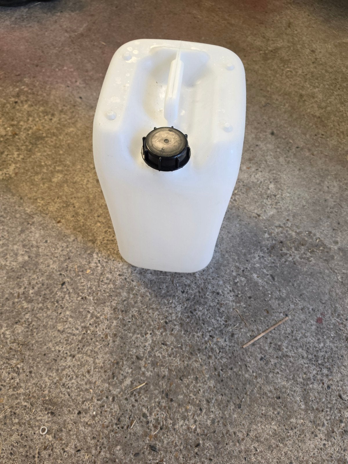 gratis jerrycans 25lit, Ophalen, Laadpaal