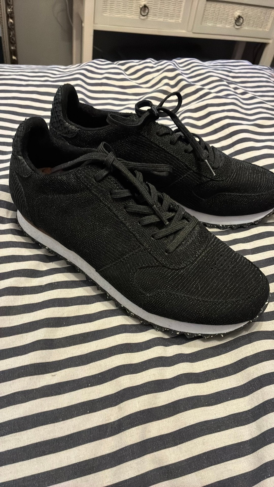 Sneakers Woden nog nooit gedragen!, Zwart, Nieuw, Ophalen of Verzenden, Sneakers of Gympen