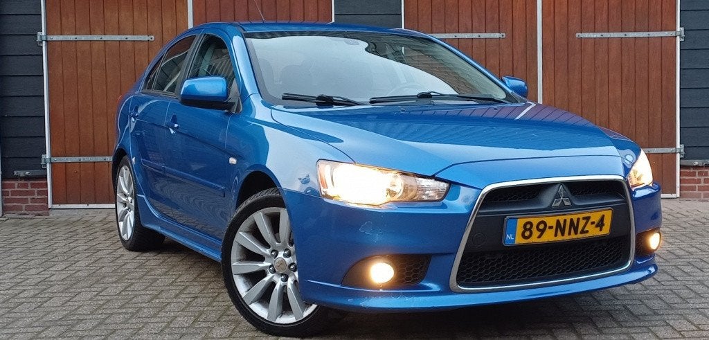 Mitsubishi Lancer Sportback 1.8 Intense | Bluetooth | Trekha