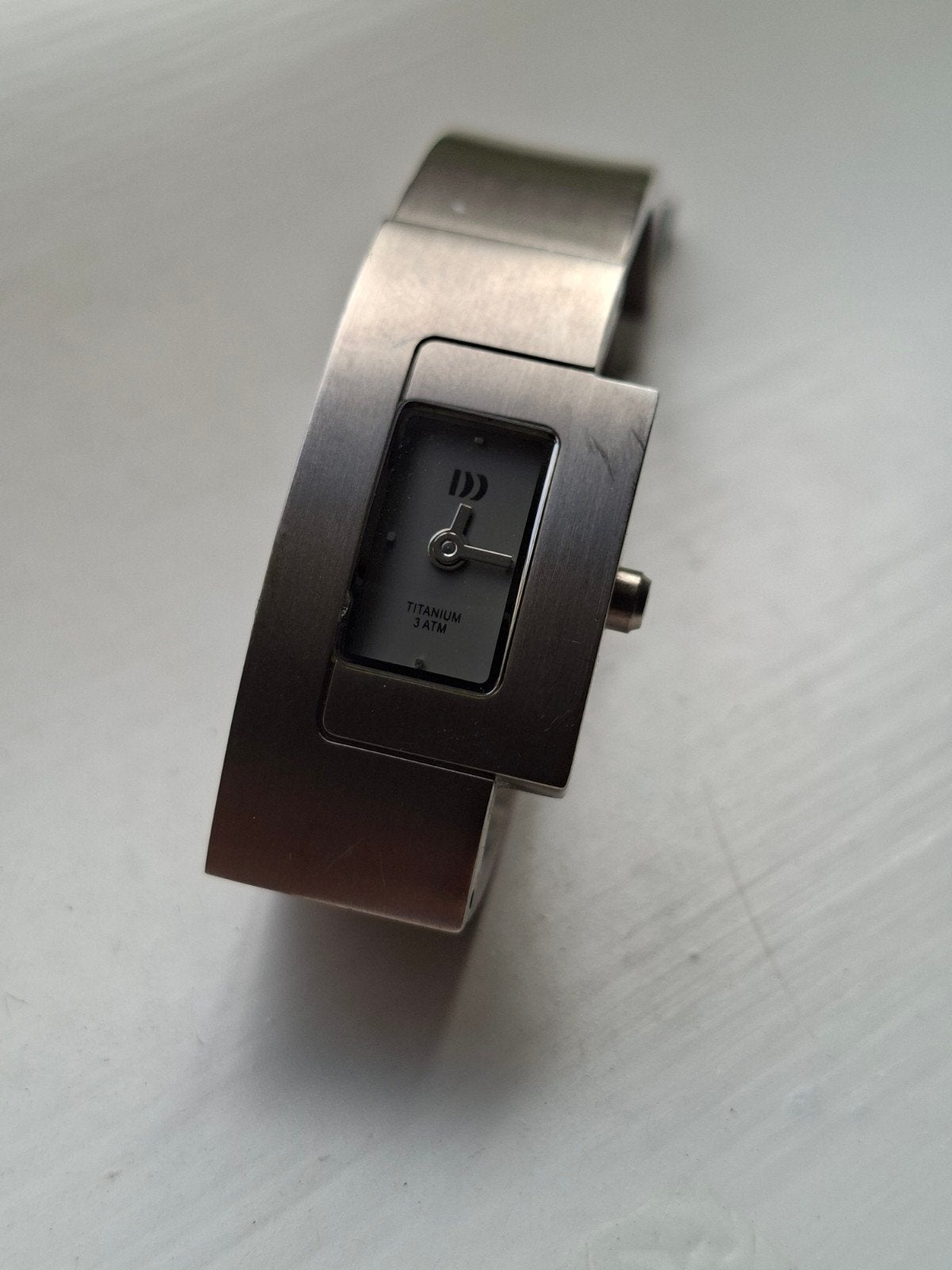 Danish Design Vintage horloge titanium modernistisch, Sieraden, Tassen en Uiterlijk, Ophalen of Verzenden, Overige materialen