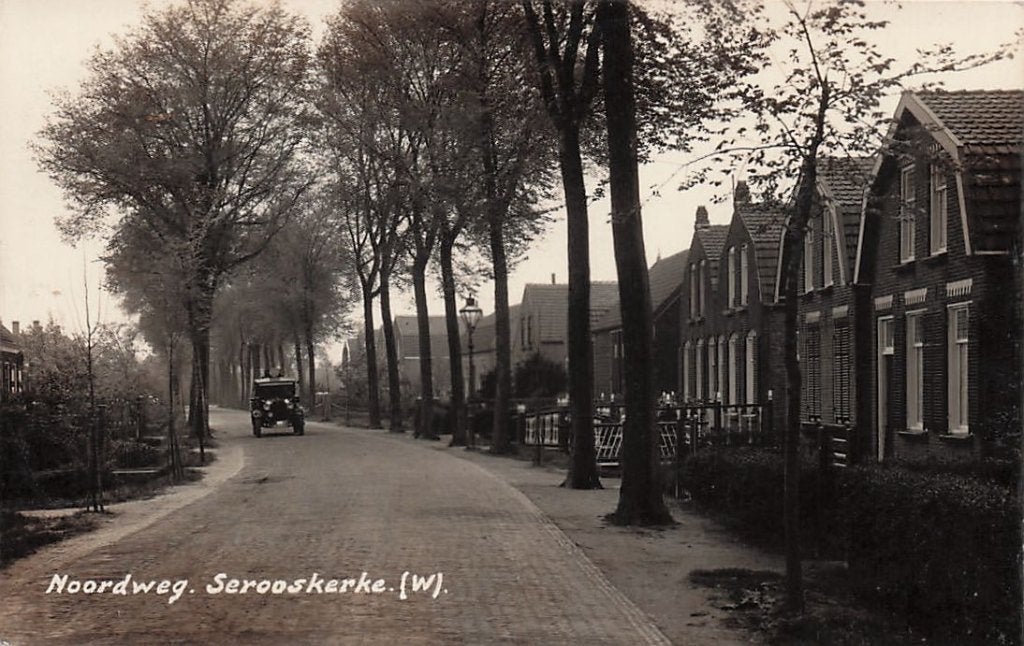 AN321 Fotokaart Serooskerke  auto oldtimer Zeeland 1938, Verzenden, 1920 tot 1940, Gelopen, Zeeland