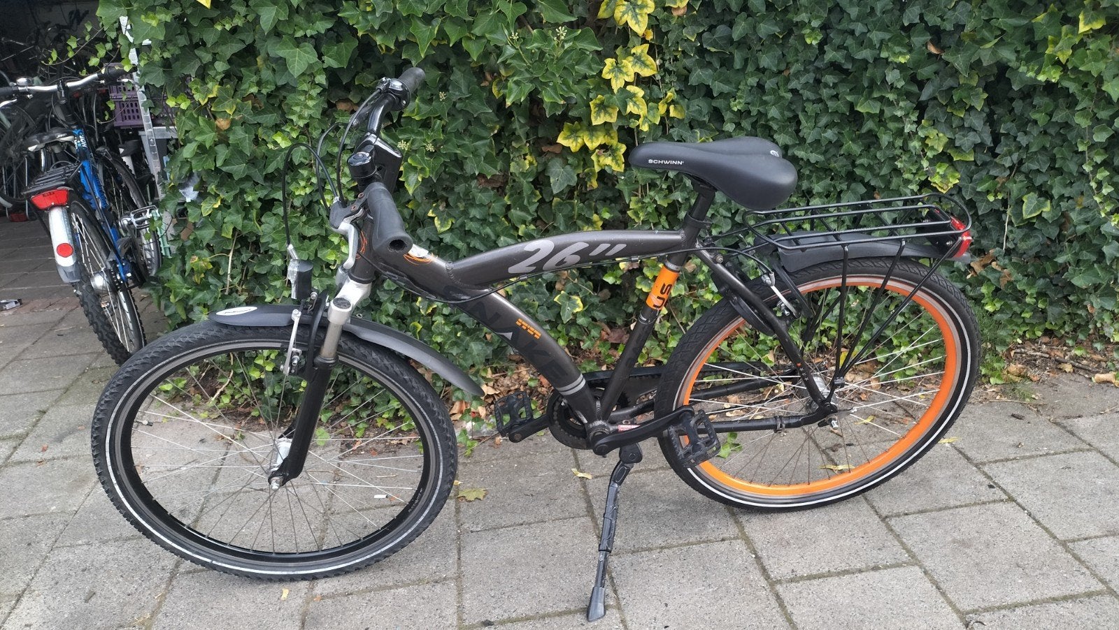 26 inch fiets - Batavus snake Zwart met oranje accenten, Terugtraprem, Versnellingen, Minder dan 49 cm, Zo goed als nieuw