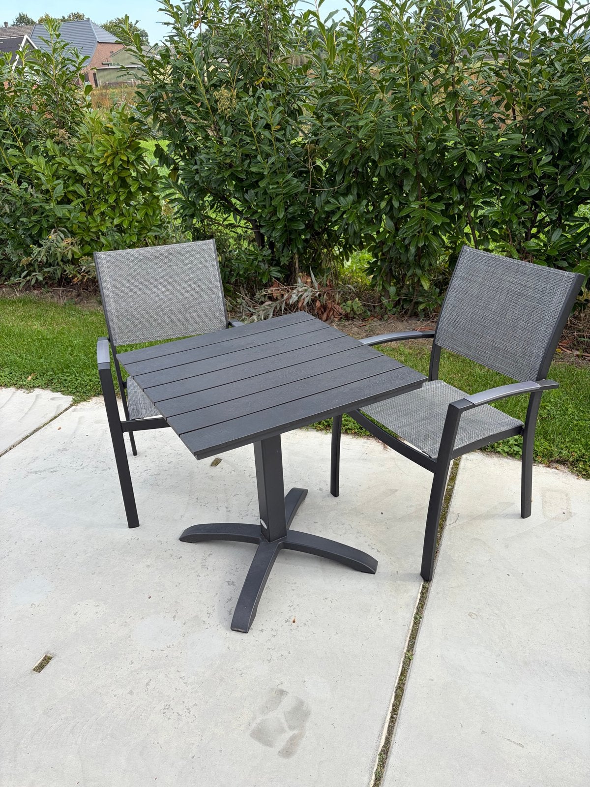 Moderne tuinset met 2 stoelen en tafel, Tuin en Terras, Aluminium, Zo goed als nieuw, Stoel, Tuinset