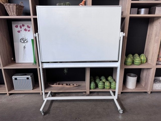 Whiteboard op wielen 165,5/150x66,5x-H100/197cm,125€/st,5st, Diversen, Schoolborden, Ophalen of Verzenden, Mobiel, Gebruikt, Whiteboard