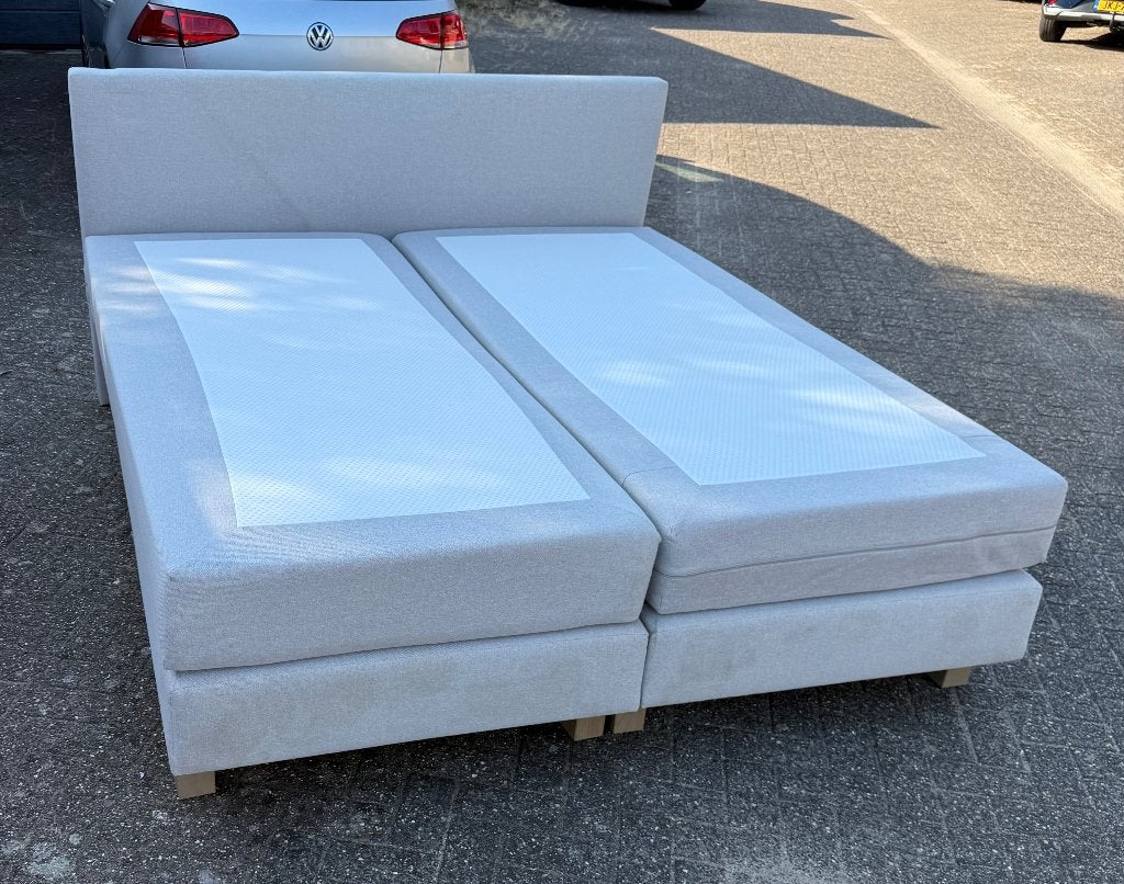 Boxspring 2 personen, Ophalen, Tweepersoons, Zo goed als nieuw, 200 cm