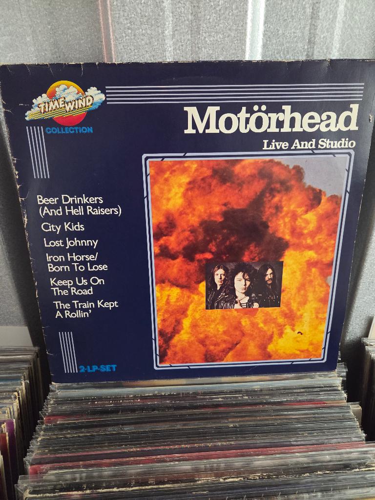 Hardrock/Metal 2lp MOTORHEAD: LIVE AND STUDIO, Gebruikt, Ophalen of Verzenden, 1970 - 1979, 12 inch