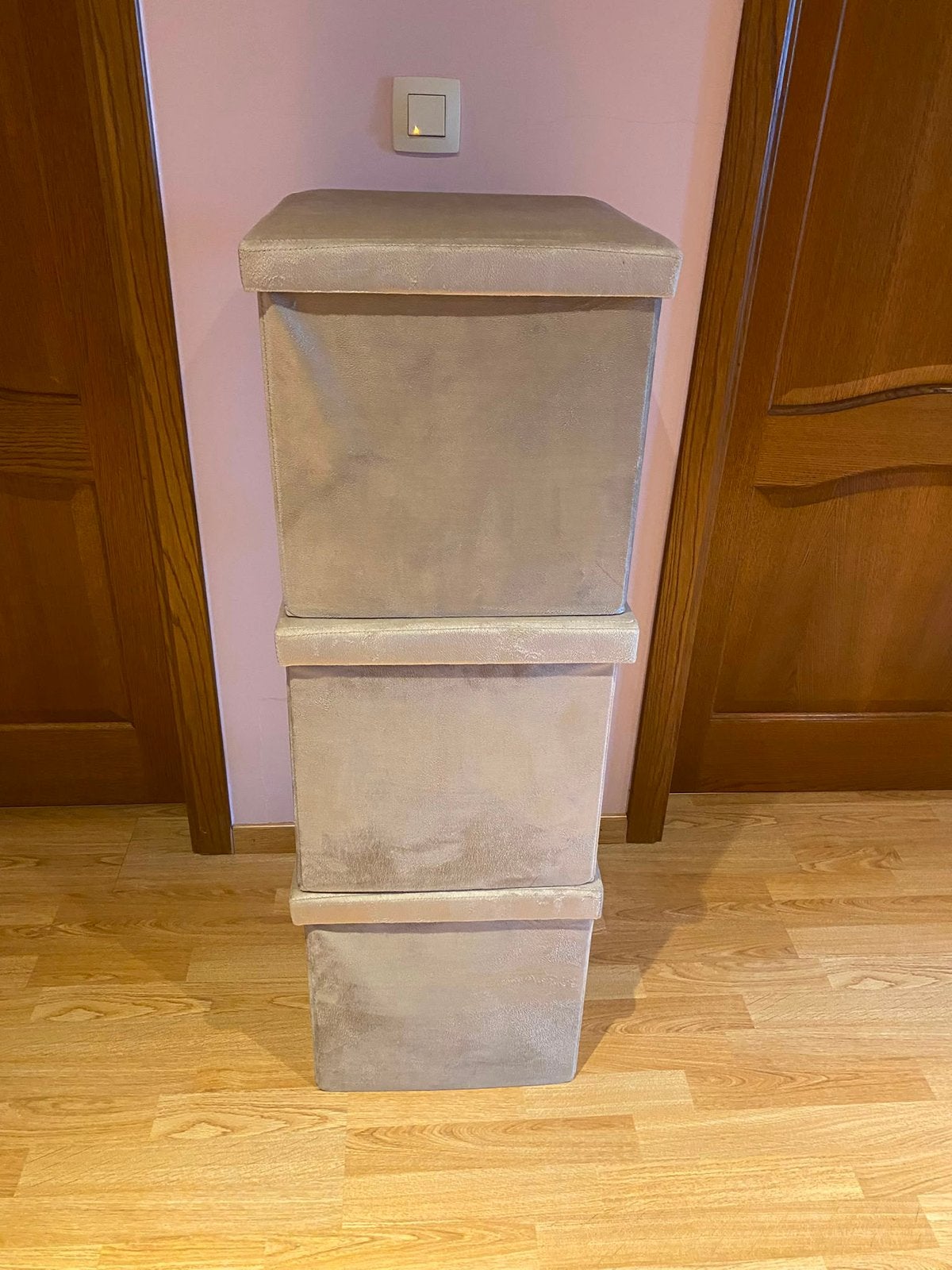 3x Jysk opbergpoef taupe/beige, Ophalen, Zo goed als nieuw, Vierkant