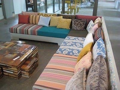 GEVRAAGD:  Piet Hein Eek kussentjesbank, Ophalen, Hoekbank, Driepersoons, Zo goed als nieuw