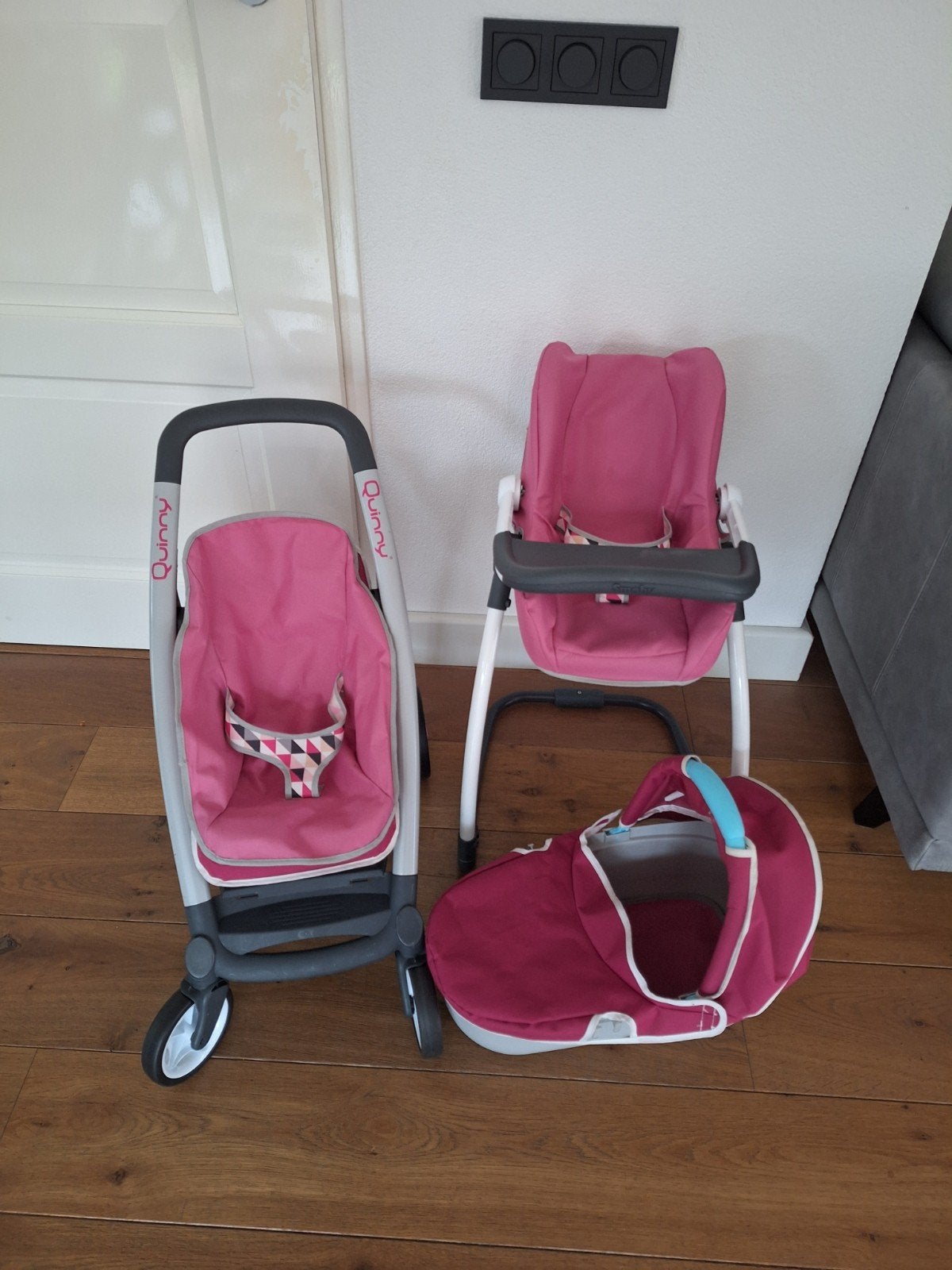 Complete Smoby Quinny poppenwagen set in roze, 6-in-1, Kinderen en Baby's, Speelgoed | Poppen, Ophalen, Babypop