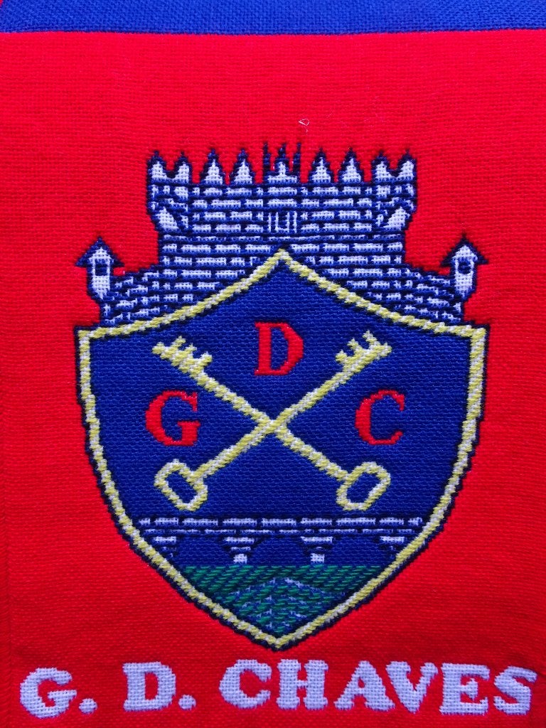 sjaal GD Chaves, Verzamelen, Sportartikelen en Voetbal, Ophalen of Verzenden, Nieuw, Buitenlandse clubs, Vaantje of Sjaal