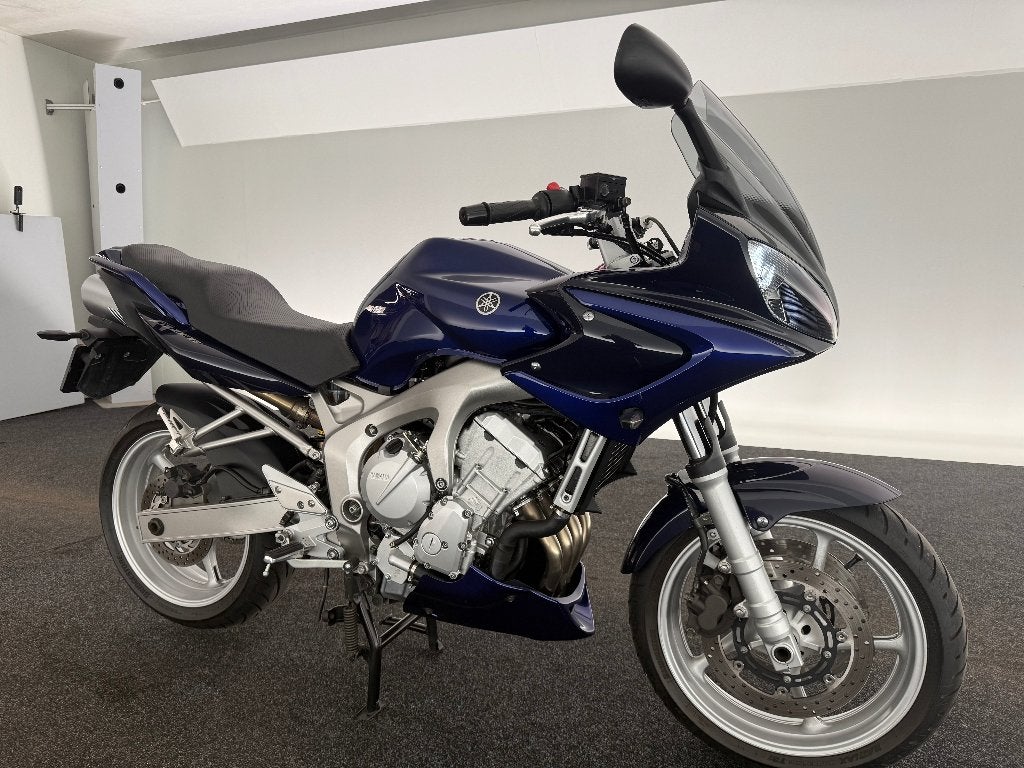 Yamaha FZ6 Fazer in absolute nieuwstaat (BJ 2005 ), Motoren, Motoren | Yamaha, Occasion, 4 cilinders, Motorrijbewijs A, Particulier