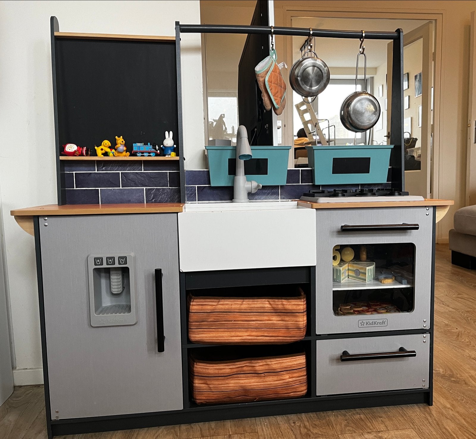 Kidkraft kinderkeuken met houten eten en accessoires, Kinderen en Baby's, Speelgoed | Educatief en Creatief, Ophalen, Zo goed als nieuw