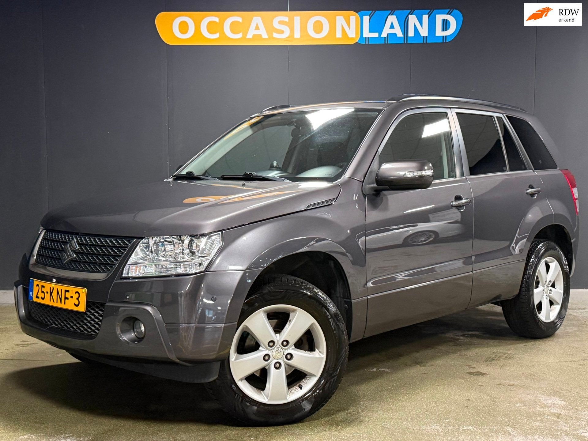 Suzuki Grand Vitara 2.4 Exclusive 4x4 |PDC|CLIMATE|TREKH|MUL, Stof, Gebruikt, Zwart, 4 cilinders