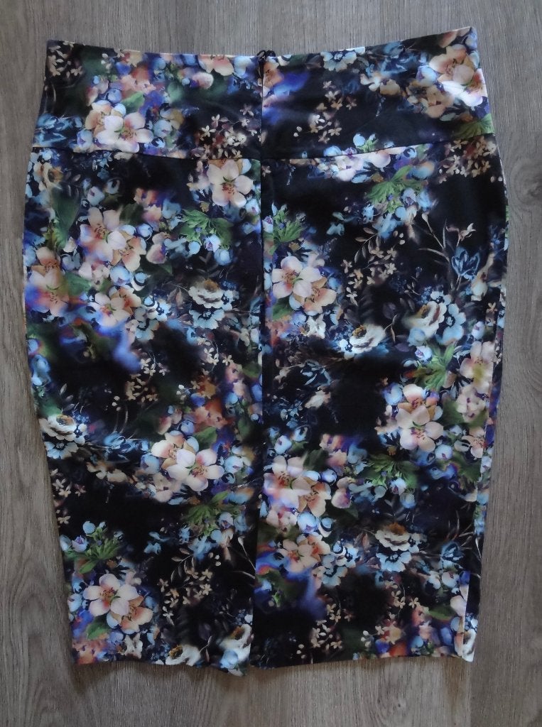 Prachtige rok met bloemen ms mode maat 44, Zwart, Maat 42/44 (L), Ophalen of Verzenden, Zo goed als nieuw