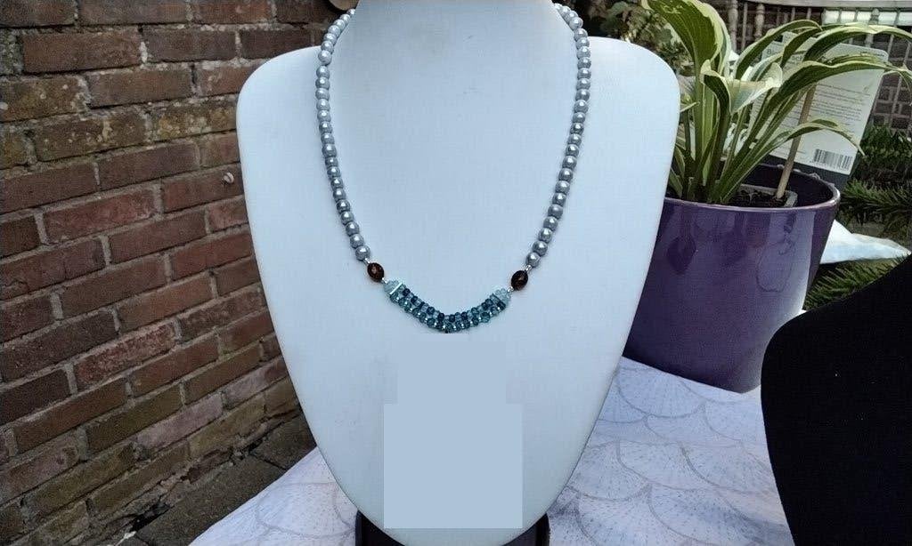 Prachtige Ketting Echte Parels Uniek Topaas Hessoniet Zilver, Blauw, Nieuw, Ophalen of Verzenden, Steen of Mineraal