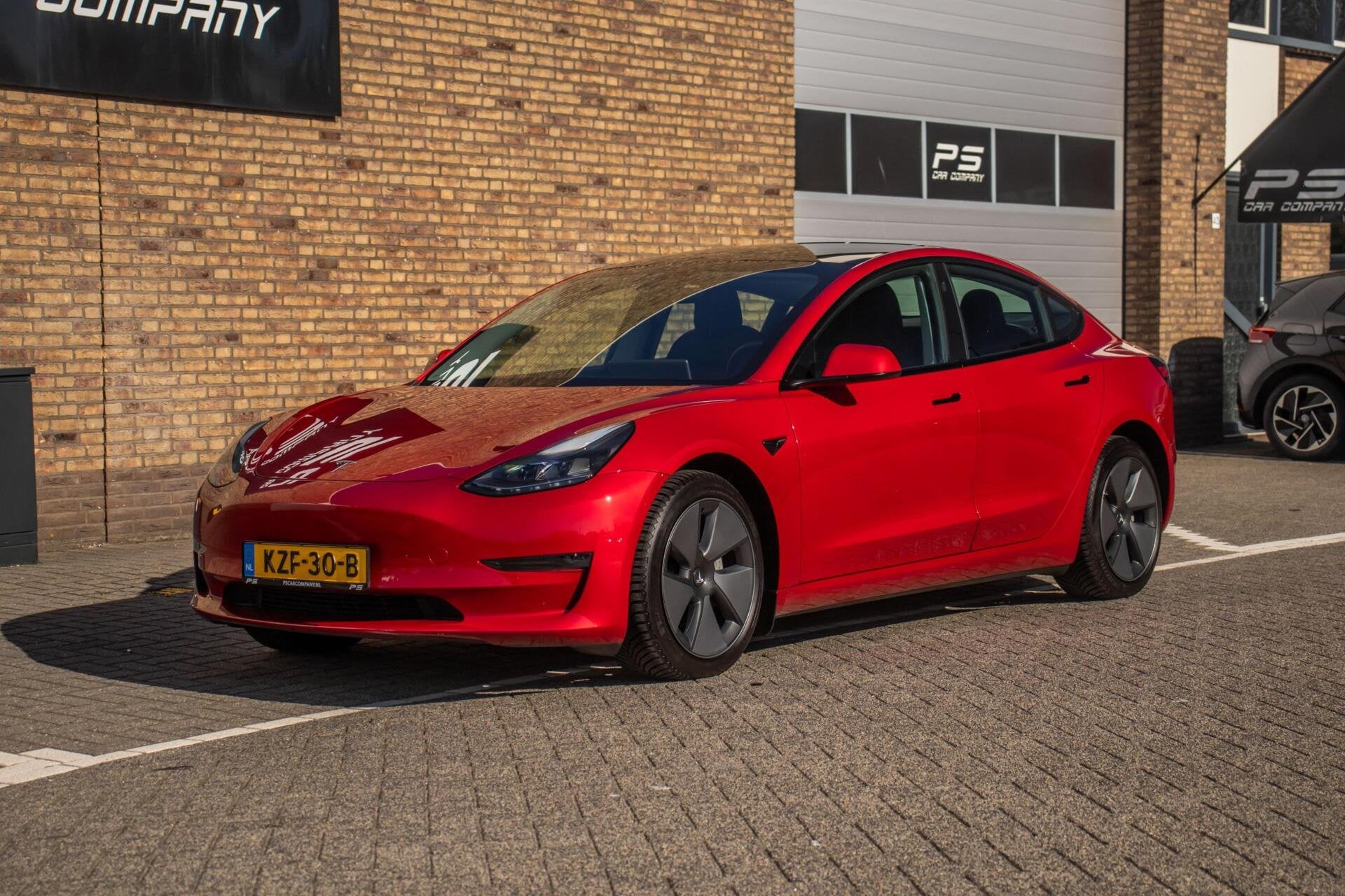 Tesla Model 3 Long Range AWD Dual Motor 75 kWh Autopilot, Auto's, Automaat, Gebruikt, Zwart, Met garantie (alle)