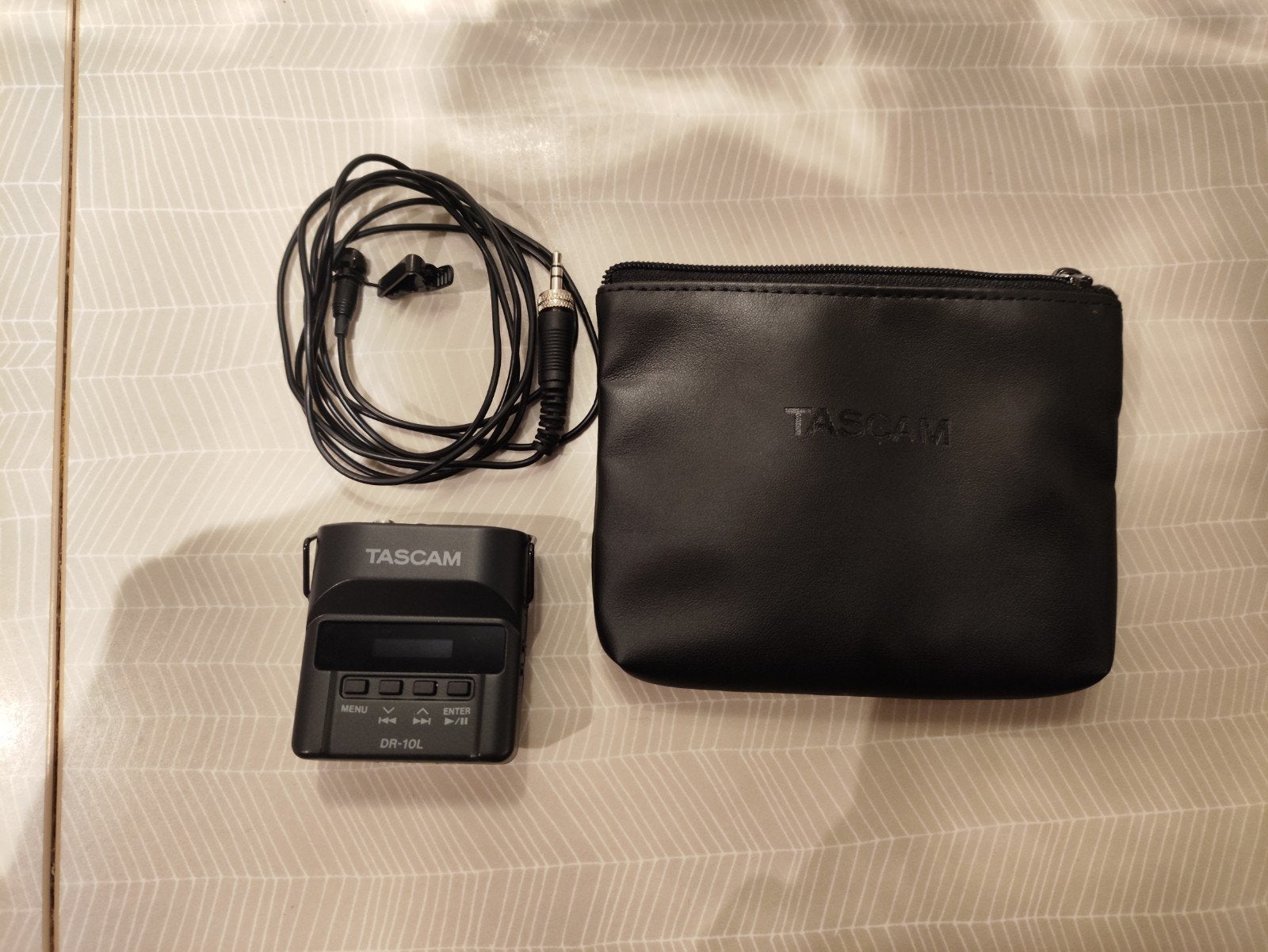 Tascam DR-10L recorder met lavalier microfoon, Ophalen of Verzenden, Zo goed als nieuw, Audio