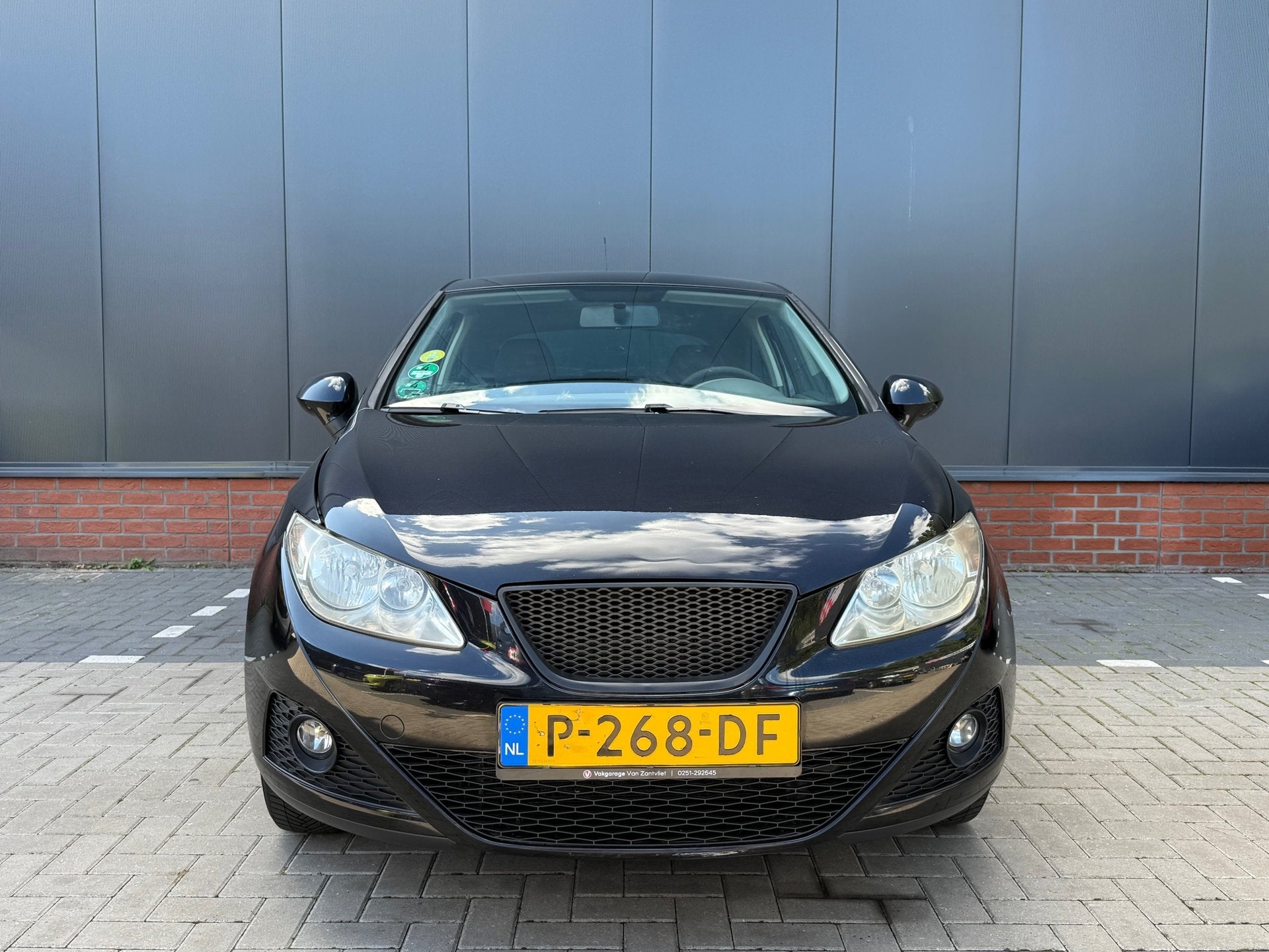 Seat Ibiza 1.6 Reference APK t/m 24-08-2027, Zwart, 990 kg, Bedrijf, Handgeschakeld