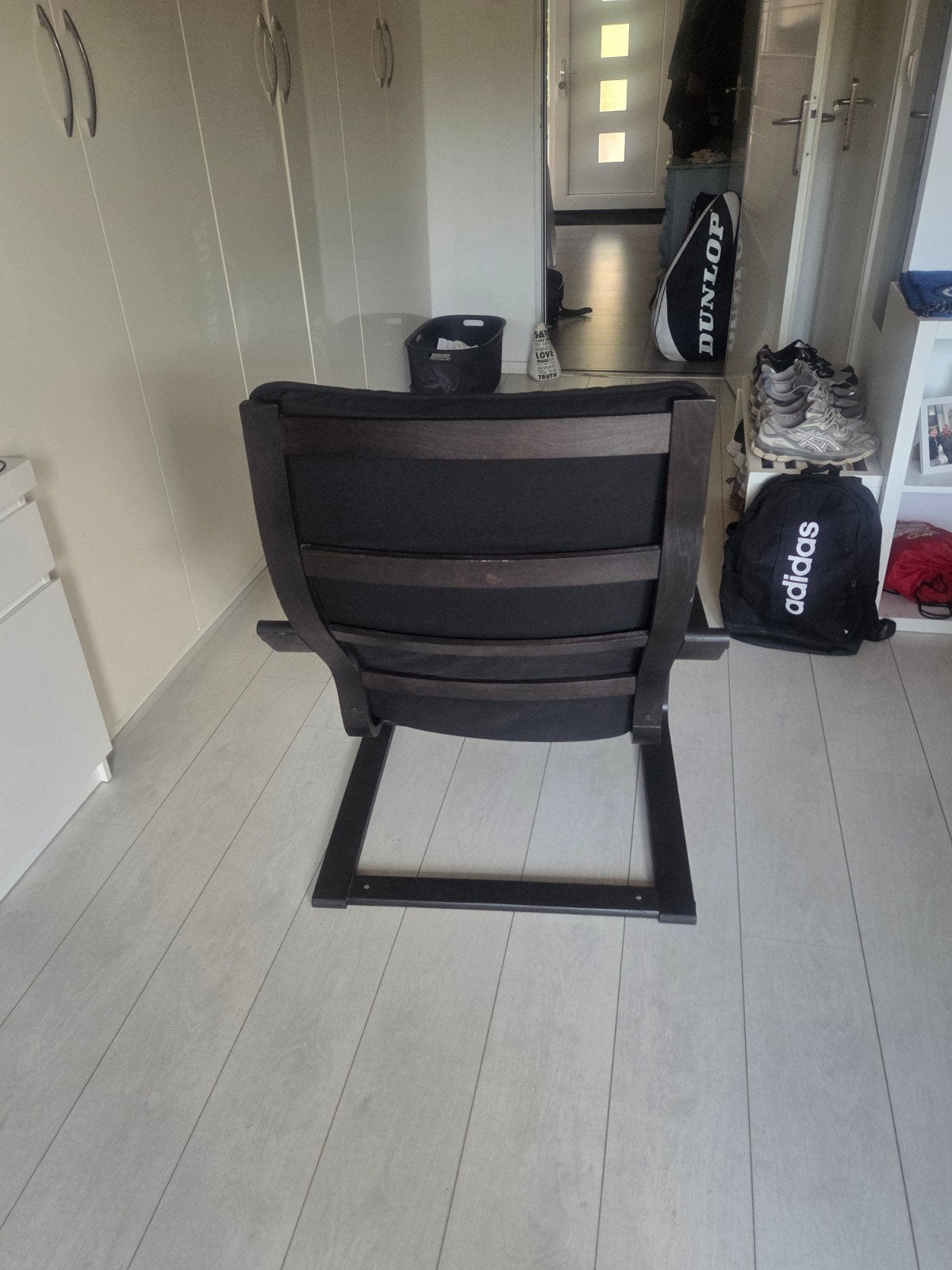 IKEA Poäng stoel - Zwart met houten frame, Ophalen, Modern, Comfortabel, Gebruikt, Zwart