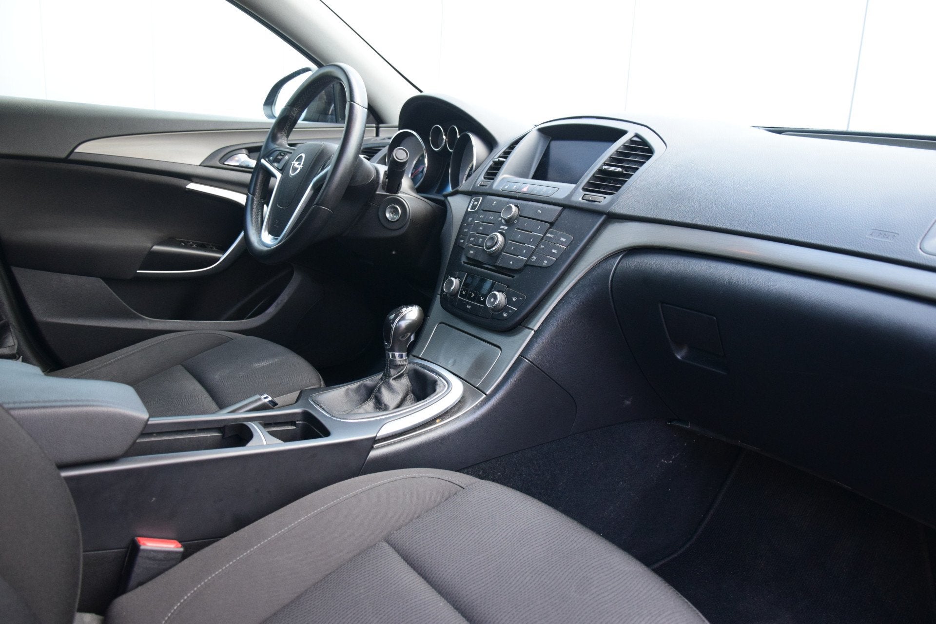 Opel Insignia 2.0 CDTI EcoFLEX Business+ Navi Pdc Trekhaak, Auto's, Opel, Euro 5, Stof, Zwart, 4 cilinders