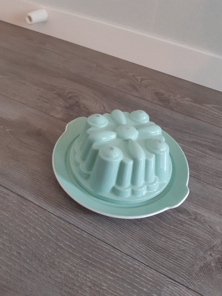 Mooie mintgroene puddingvorm, Ophalen of Verzenden