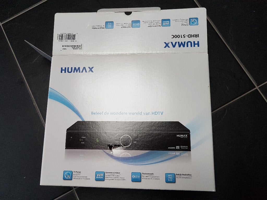 Humax met wireless LAN, kabels, afst bed, doos, handleiding, Ophalen of Verzenden, Zo goed als nieuw