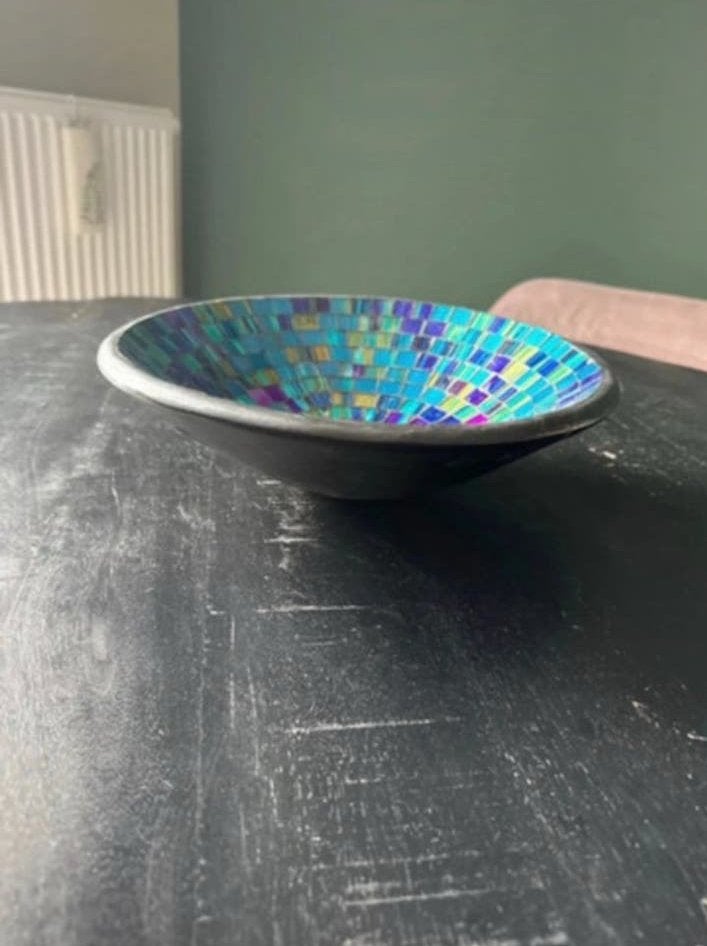 Schaal mozaïek, Ophalen of Verzenden, Zo goed als nieuw, Rond, Glas