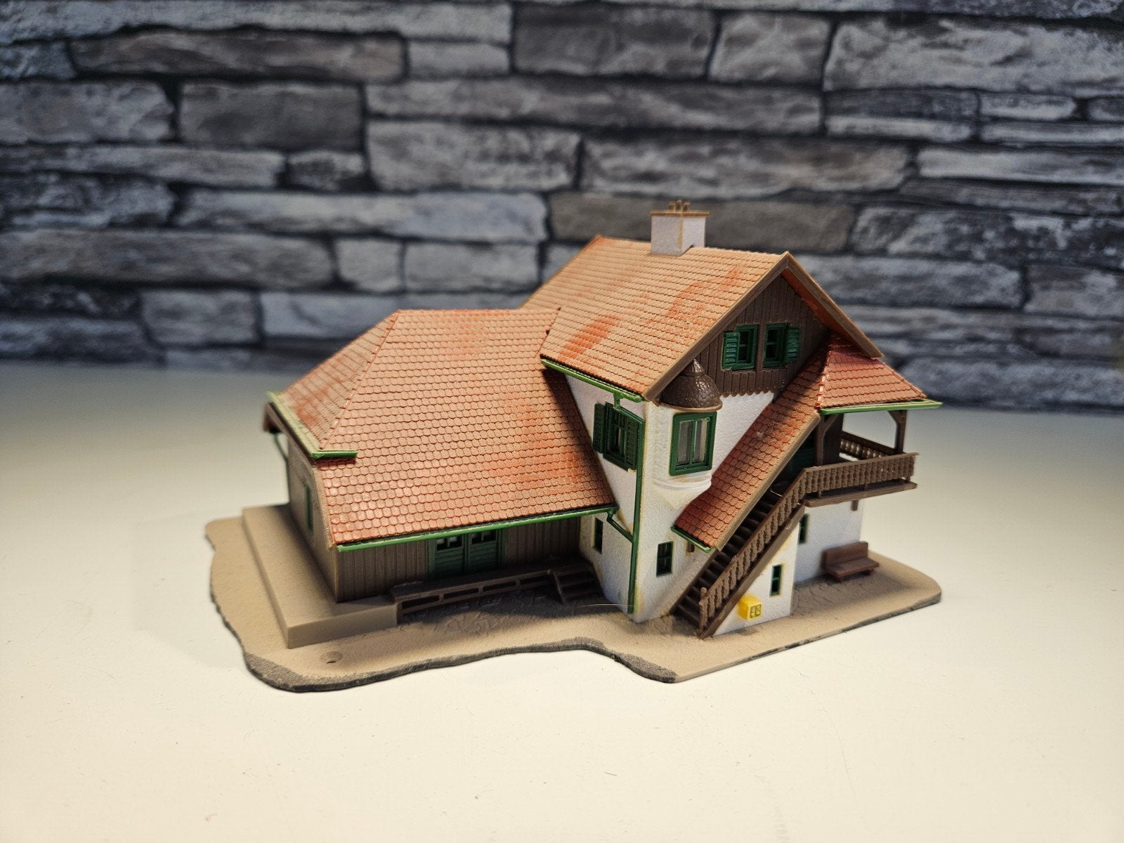 Bergstation bahnhof N spoor modeltrein 1:160, Overige merken, Gebruikt, Gelijkstroom of Wisselstroom, Brug, Tunnel of Gebouw