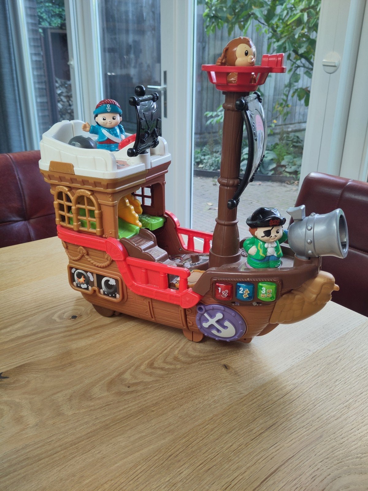 VTech Vrolijke Vriendjes Piratenschip met muziek en opdracht, Ophalen of Verzenden, Gebruikt, Taal en Lezen, Met geluid