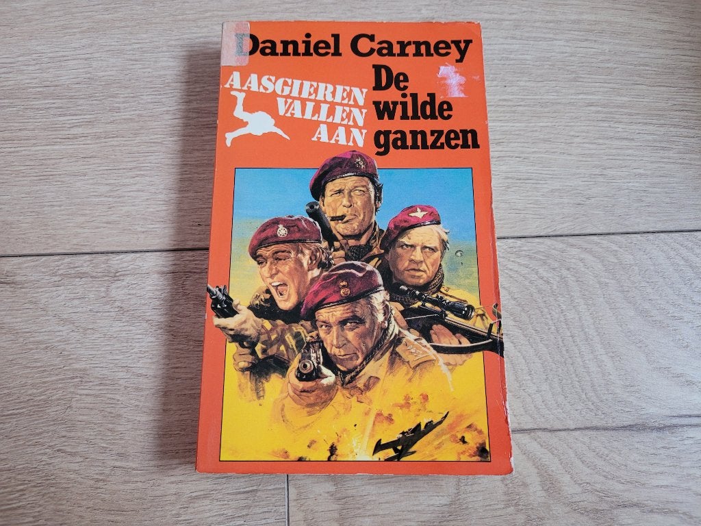 Aasgieren Vallen Aan/De Wilde Ganzen - Daniel Carney~ HH8097, Boeken, Ophalen of Verzenden, Niet van toepassing, Gelezen, Daniel Carney