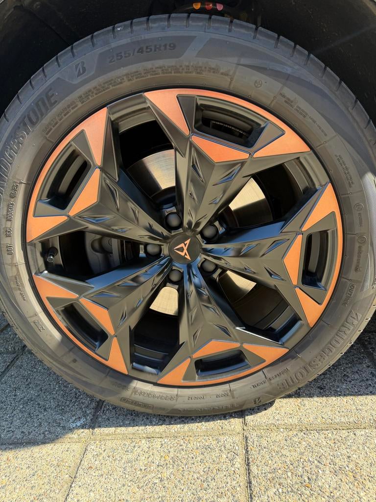 Nieuwe set Cupra velgen 19 inch met zomerbanden, Auto-onderdelen, 255 mm, Banden en Velgen, Nieuw, Personenwagen