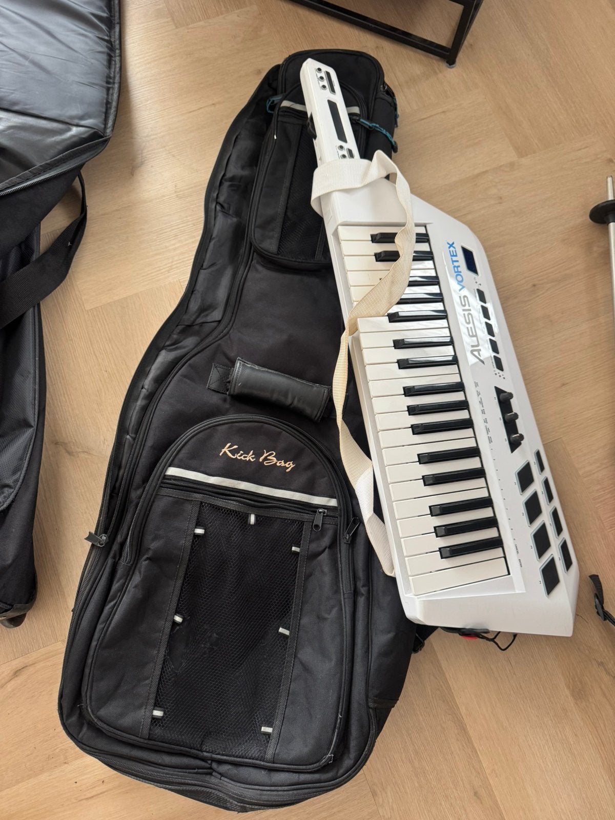 Alesis Vortex Keytar MIDI Controller + Draagtas, Ophalen of Verzenden, Zo goed als nieuw, Overige instrumenten