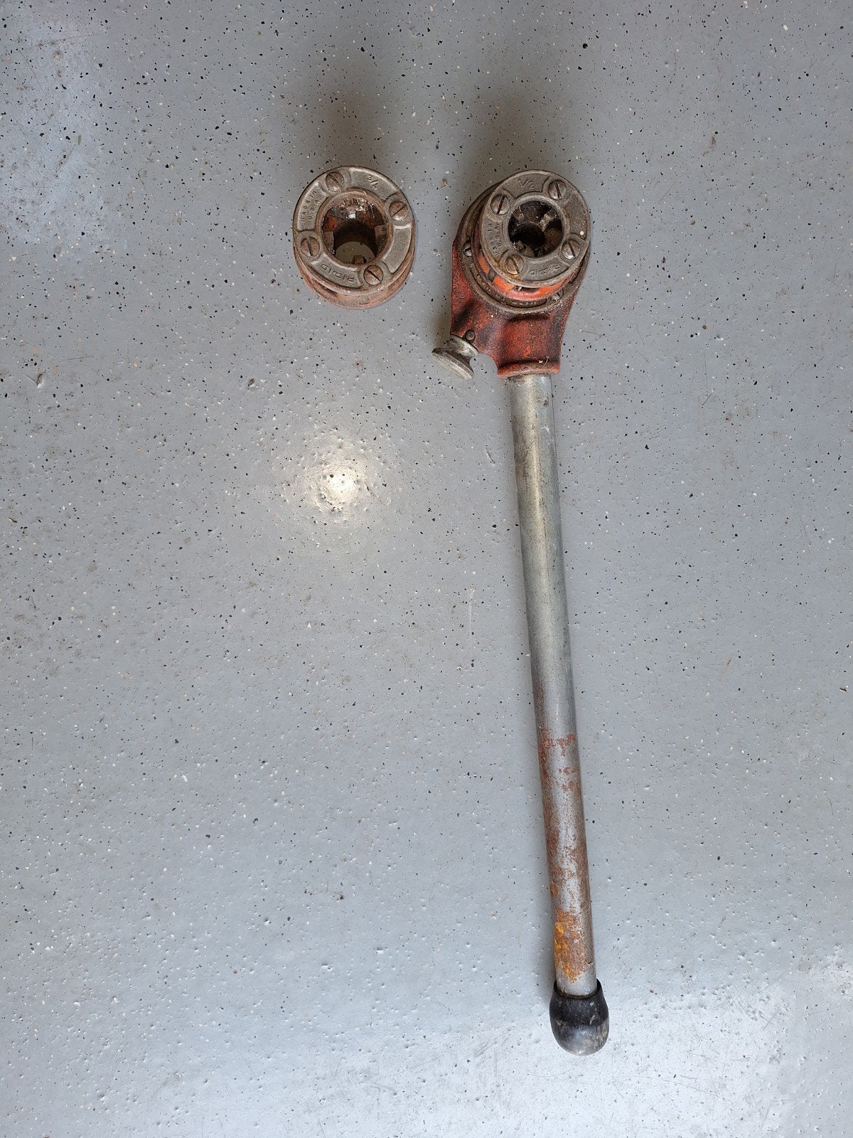 Ridgid pijpsnijder met 1/2 en 3/4 BSP snijkop, Ophalen of Verzenden, Gebruikt, Snijgereedschap, Ridgid