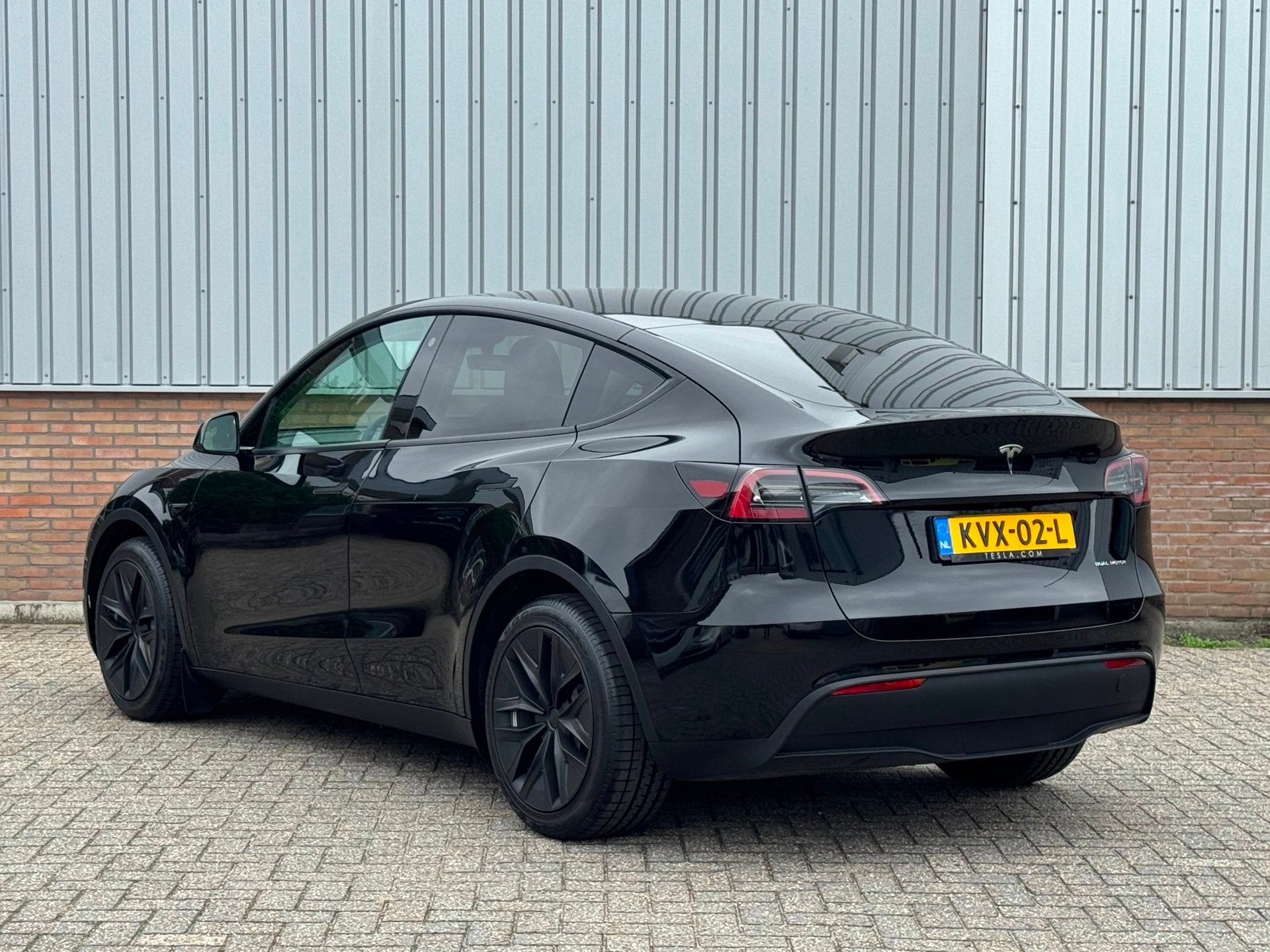 Foto 4 van Tesla MODEL Y Long Range AWD 75kWh FSD/ SOH 94,4