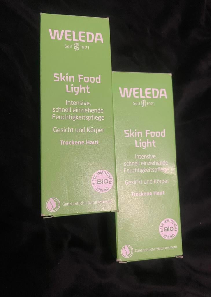 New Weleda Skin Food Light Moisturizer, Ophalen of Verzenden, Nieuw, Gehele gezicht, Verzorging