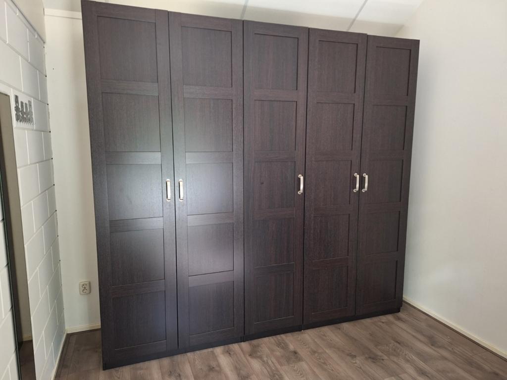Ikea Pax Kledingkast - zwartbruin met diverse indeling, Huis en Inrichting, Kasten | Kledingkasten, Gebruikt, 200 cm of meer, Modern, Functioneel