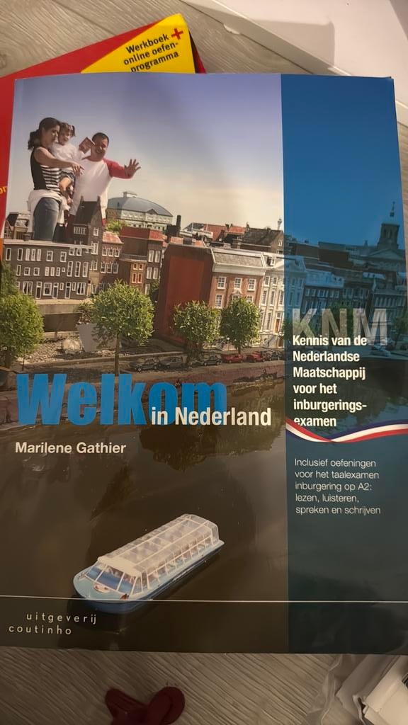 Knm examen boek, Ophalen of Verzenden, Gelezen
