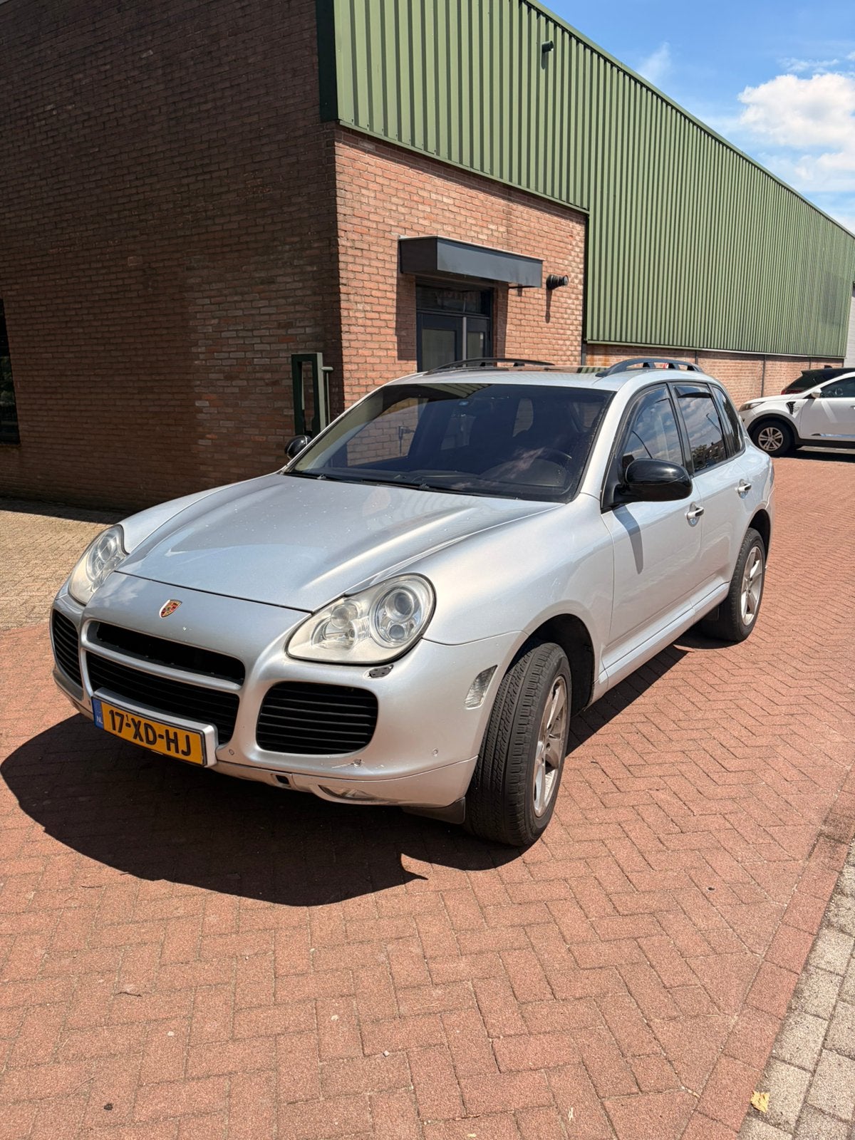 Porsche Cayenne 4.5 S v8 Tiptronic S 2004 Grijs, Automaat, Cayenne, 2220 kg, Bi-Xenon koplampen