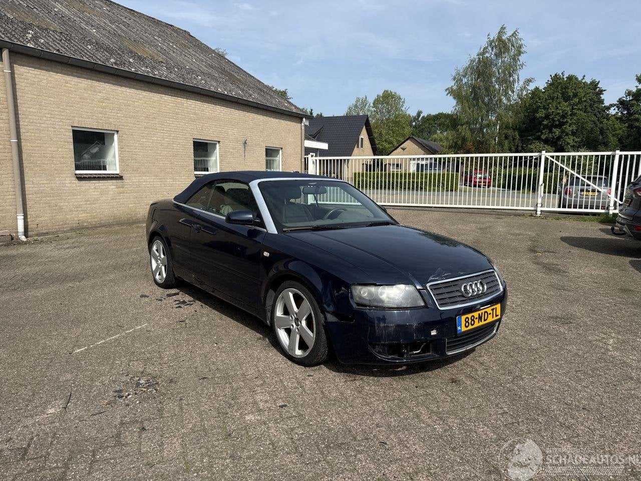 Audi A4 2.4 V6 Exclusive (bj 2002, automaat), Auto diversen, Automaat, Cabriolet, Blauw, Info@audi.de