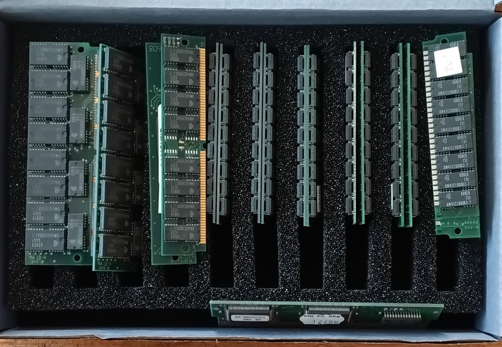 Partij ram geheugen chips (386 / Pentium), Computers en Software, RAM geheugen, 1 GB of minder, Overige soorten, Ophalen of Verzenden