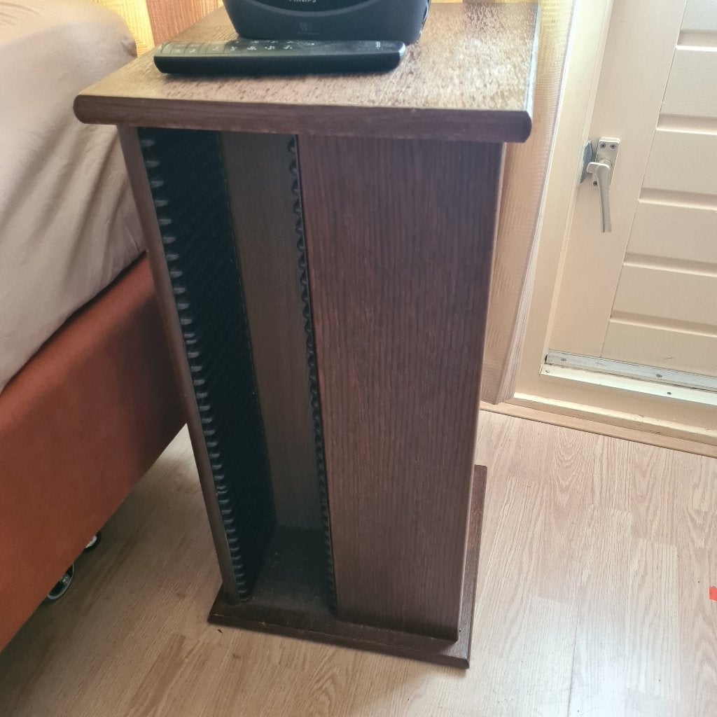 CD kast, Huis en Inrichting, Woonaccessoires | Cd- en Dvd-rekken, Ophalen, Overige materialen, Gebruikt, 75 tot 150 discs