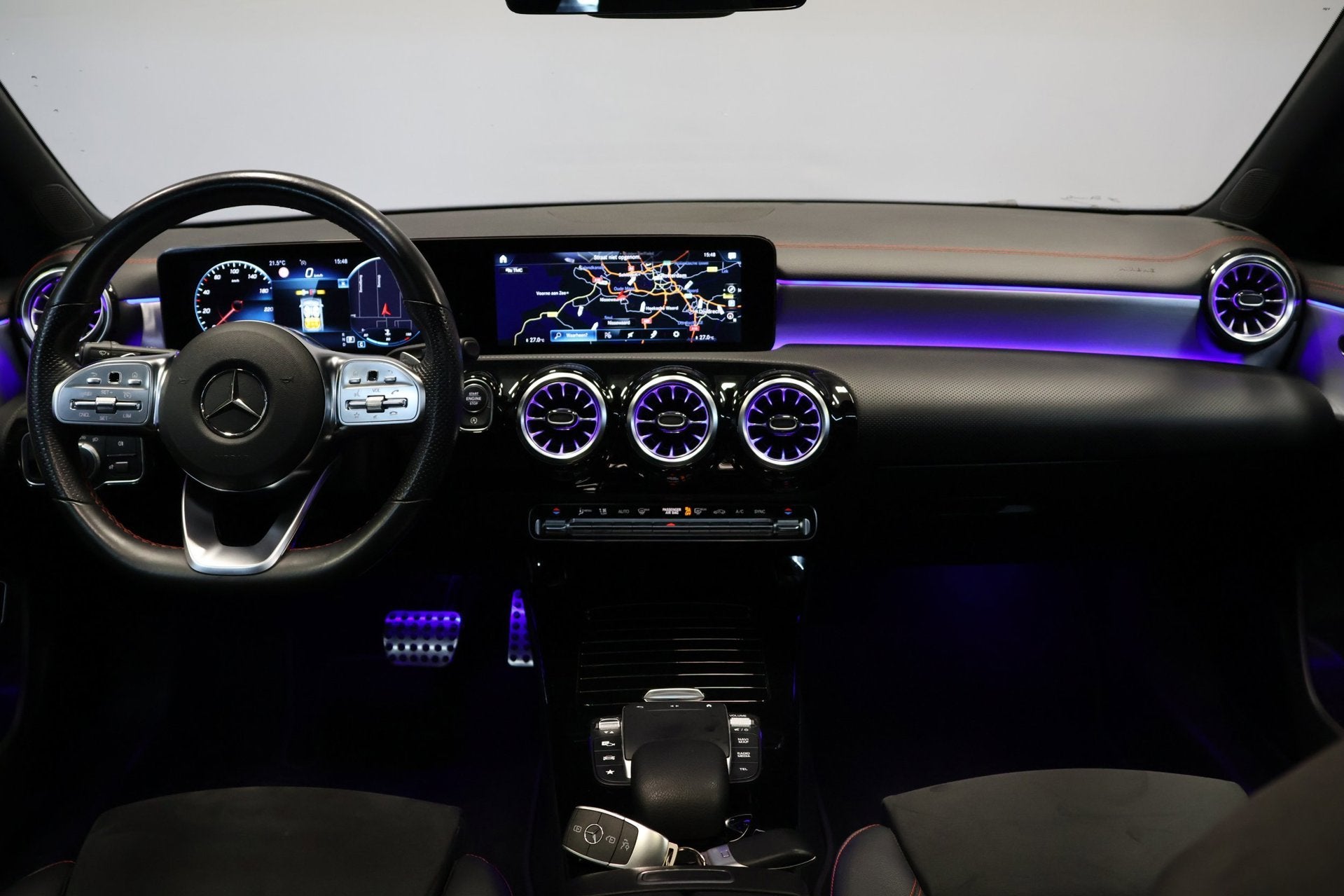 Mercedes-Benz CLA-klasse 200 Business Solution AMG |Panorama, Gebruikt, 4 cilinders, 715 kg, Origineel Nederlands